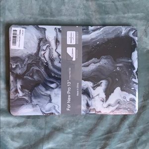 Macbook Pro 13" Marble Case